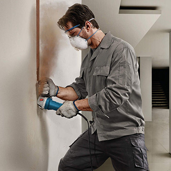 Bosch ugaona brusilica GWS 750-125 Professional + 1x dijamantski disk 060139400D Bosch ugaona brusilica GWS 750-125 Professional + 1x dijamantski disk 060139400D