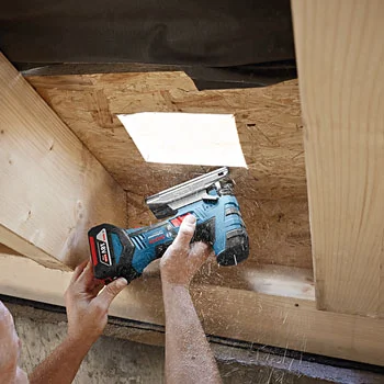 Bosch akumulatorska ubodna testera Professional GST 18 V-LI S 06015A5104 Bosch akumulatorska ubodna testera Professional GST 18 V-LI S 06015A5104