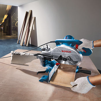 Bosch kombinovana kružna testera GCM 10 MX Professional 0601B29021 Bosch kombinovana kružna testera GCM 10 MX Professional 0601B29021