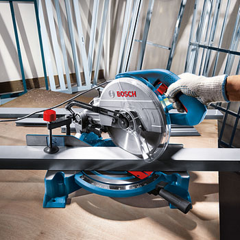 Bosch kombinovana kružna testera GCM 10 MX Professional 0601B29021 Bosch kombinovana kružna testera GCM 10 MX Professional 0601B29021