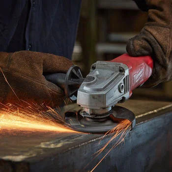 Milwaukee ugaona brusilica 125mm 1250W AGV 13-125XSPDE 4933451578 Milwaukee ugaona brusilica 125mm 1250W AGV 13-125XSPDE 4933451578