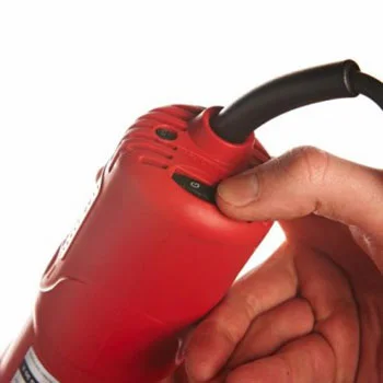 Milwaukee čeona brusilica 600W DGL 30 E Milwaukee čeona brusilica 600W DGL 30 E