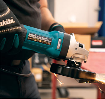 Makita ugaona brusilica 1900W GA5093X01 Makita ugaona brusilica 1900W GA5093X01