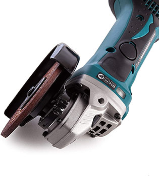 Makita akumulatorska ugaona brusilica DGA452Z Makita akumulatorska ugaona brusilica DGA452Z