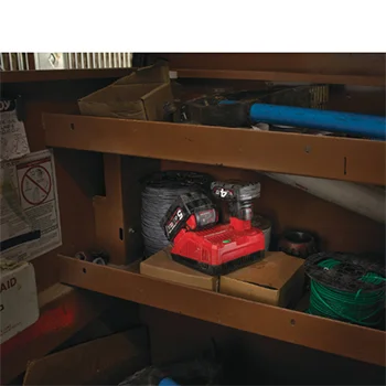 Milwaukee brzi punjač za baterije M12-18FC 4932451079-2