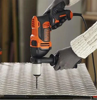 Black&Decker udarna bušilica 850W BEH850K-2