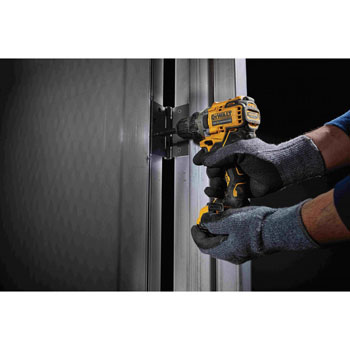 Dewalt akumulatorska bušilica odvijač 12V/2Ah DCD701D2 Dewalt akumulatorska bušilica odvijač 12V/2Ah DCD701D2