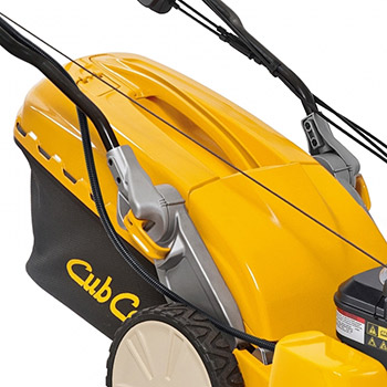 Cub Cadet motorna samohodna kosačica CC 46 SPB V-3