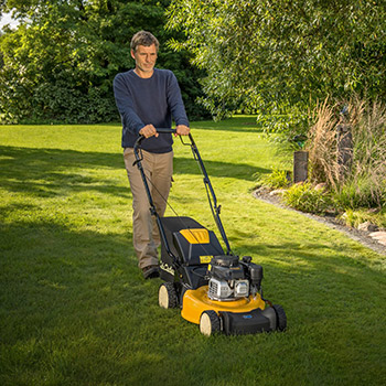 Cub Cadet motorna kosačica LM1 AP42 Cub Cadet motorna kosačica LM1 AP42