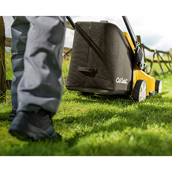 Cub Cadet motorna samohodna kosačica LM1 AR46 Cub Cadet motorna samohodna kosačica LM1 AR46
