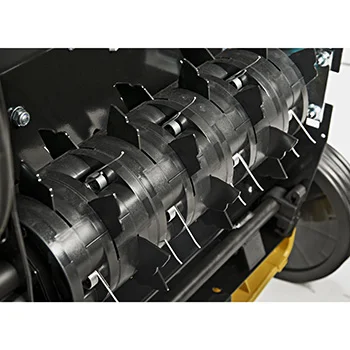 Cub Cadet motorni prozračivač travnjaka XC1 B40 Cub Cadet motorni prozračivač travnjaka XC1 B40