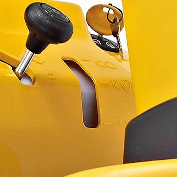 Cub Cadet traktorska kosačica MiniRider LR1 MS76 Cub Cadet traktorska kosačica MiniRider LR1 MS76