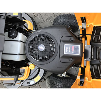 Cub Cadet traktorska kosačica sa korpom LT3 PR105 Cub Cadet traktorska kosačica sa korpom LT3 PR105