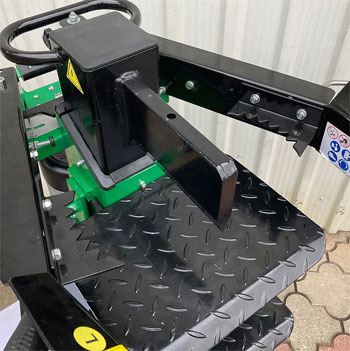 Garden Master cepač za drva (12 tona) LS12000/1300 Garden Master cepač za drva (12 tona) LS12000/1300