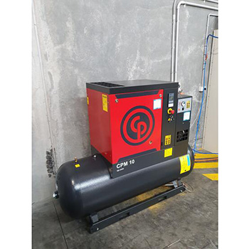 Chicago Pneumatic vijčani kompresor 7.5kW CPM 10 8 bara sa 270l rezervoarom sa sušačem Chicago Pneumatic vijčani kompresor 7.5kW CPM 10 8 bara sa 270l rezervoarom sa sušačem