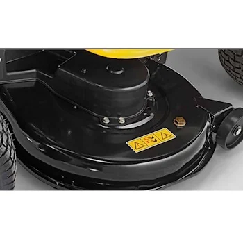 Cub Cadet traktorska kosilica sa sakupljačem trave 6.6kW CC XT1 OR106 Cub Cadet traktorska kosilica sa sakupljačem trave 6.6kW CC XT1 OR106