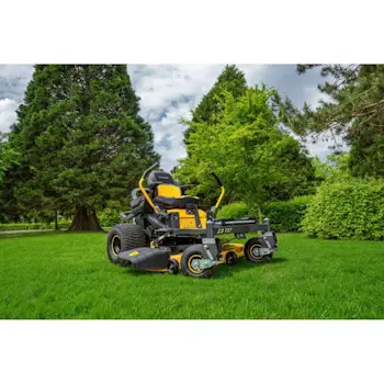 Cub Cadet traktorska kosilica zero-turn ZT3 137 ULTIMA Cub Cadet traktorska kosilica zero-turn ZT3 137 ULTIMA