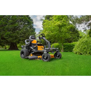 Cub Cadet traktorska kosilica zero-turn ZTS2 117 ULTIMA-7 Cub Cadet traktorska kosilica zero-turn ZTS2 117 ULTIMA-7