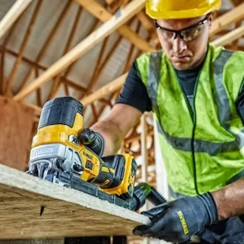 DeWalt akumulatorska ubodna testera Solo 18V DCS335N DeWalt akumulatorska ubodna testera Solo 18V DCS335N