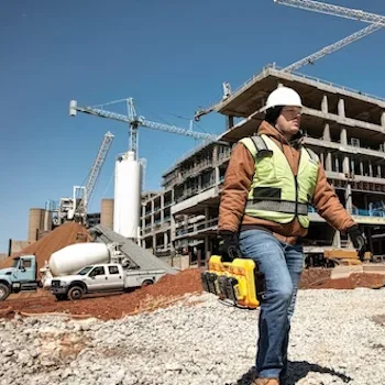 DeWalt višeportni simultani brzi punjač 12V/20V/60V DCB104 DeWalt višeportni simultani brzi punjač 12V/20V/60V DCB104