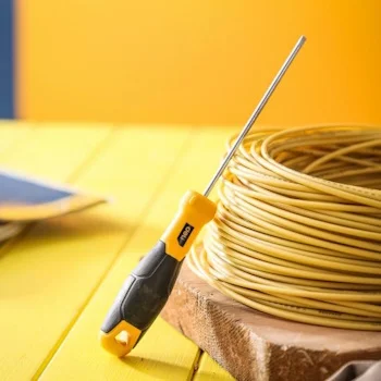 Deli odvijač ravni 3x100mm EDL6331001 Deli odvijač ravni 3x100mm EDL6331001