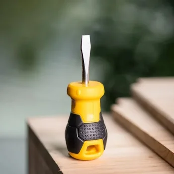 Deli odvijač ravni 6x38mm EDL6360381 Deli odvijač ravni 6x38mm EDL6360381