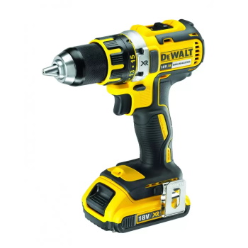 DeWalt aku bušilica odvijač 20V DCD790D2 DeWalt aku bušilica odvijač 20V DCD790D2