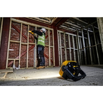 DeWalt akumulatorski Led reflektor XR Solo DCL077 DeWalt akumulatorski Led reflektor XR Solo DCL077