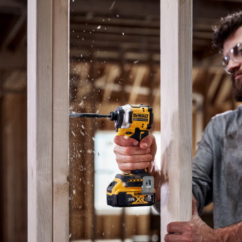 DeWalt aku udarni odvijač 2x2.0Ah 205Nm DCF850D2T DeWalt aku udarni odvijač 2x2.0Ah 205Nm DCF850D2T