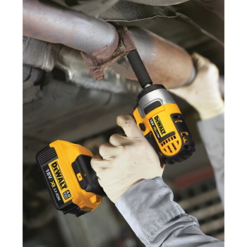 DeWalt udarni odvijač bez baterije 1/2 DeWalt udarni odvijač bez baterije 1/2