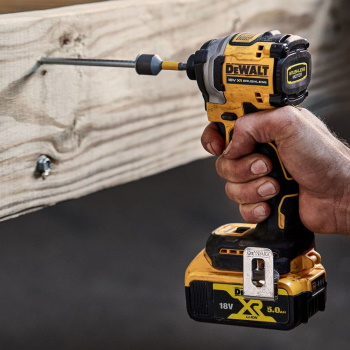 DeWalt aku udarni odvijač 18V Solo DCF850N-3