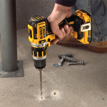 DeWalt aku udarna bušilica-odvijač XR LiIon DCD795D2 DeWalt aku udarna bušilica-odvijač XR LiIon DCD795D2