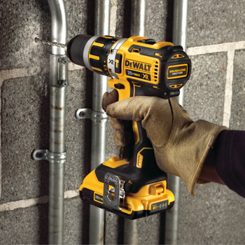 DeWalt aku udarna bušilica-odvijač XR LiIon DCD795D2-4