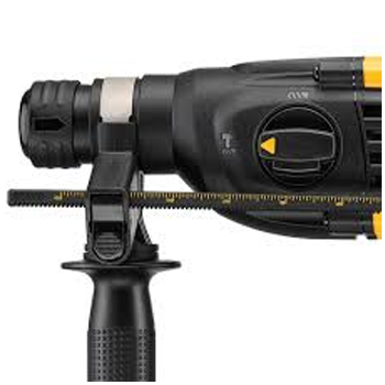 DeWalt elektro pneumatski čekić SDS+ 800W D25133K-4