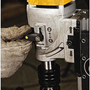 DeWalt magnetna bušilica 1200W DWE1622K DeWalt magnetna bušilica 1200W DWE1622K