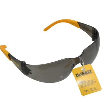 DeWalt zaštitne naočare tamne 2D Protector™ DPG54-2D-2