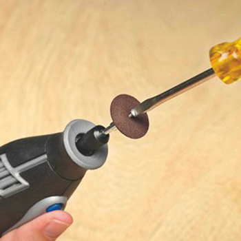 Dremel osovina 402 26150402JA Dremel osovina 402 26150402JA