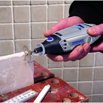 Dremel višenamenski alat 3000-5 set F0133000JW Dremel višenamenski alat 3000-5 set F0133000JW