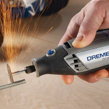 Dremel višenamenski alat 3000-15 kom pribora F0133000JC-1