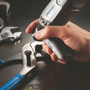 Dremel volfram karbid sekač četvrtastog vrha 3,2 mm 9901 2615990132 Dremel volfram karbid sekač četvrtastog vrha 3,2 mm 9901 2615990132