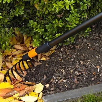 Fiskars QuikFit grabulje metalne 135501 Fiskars QuikFit grabulje metalne 135501