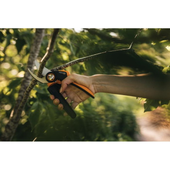 Fiskars makaze za orezivanje voćarske 1057175 Fiskars makaze za orezivanje voćarske 1057175