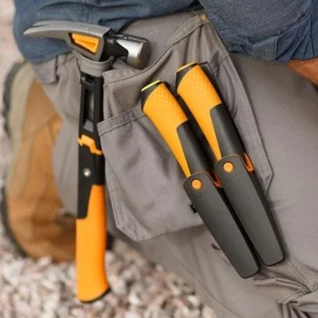 Fiskars višenamenski čekić L 20OZ/13.5