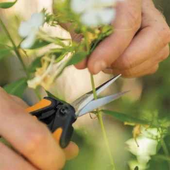 Fiskars makaze za orezivanje voćarske sa špicastim vrhom Sp 13 1051600 -2