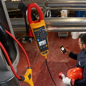 Fluke True RMS strujna klešta u kompletu sa savitljivim adapterom za zahtevnije korisnike u energetici 376 FC Fluke True RMS strujna klešta u kompletu sa savitljivim adapterom za zahtevnije korisnike u energetici 376 FC