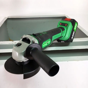 Garden Master akumulatorska ugaona brusilica 20V BL6100 Garden Master akumulatorska ugaona brusilica 20V BL6100