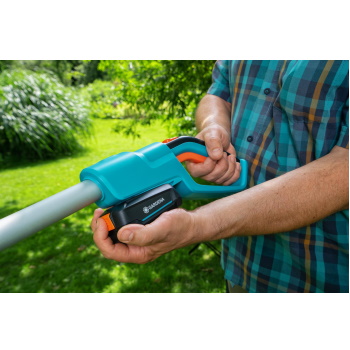 Gardena aku teleskopski trimer za živu ogradu THS 42/18V P4A GA 14732-20 Gardena aku teleskopski trimer za živu ogradu THS 42/18V P4A GA 14732-20