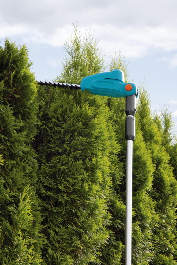 Gardena aku teleskopski trimer za živu ogradu THS 42/18V P4A GA 14732-20 Gardena aku teleskopski trimer za živu ogradu THS 42/18V P4A GA 14732-20