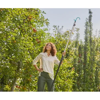 Gardena drška teleskopska 160-290cm GA 03720-20 Gardena drška teleskopska 160-290cm GA 03720-20