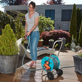 Gardena motalica sa crevom prskalicom i nastavcima AquaRoll S set GA 18502-20 Gardena motalica sa crevom prskalicom i nastavcima AquaRoll S set GA 18502-20